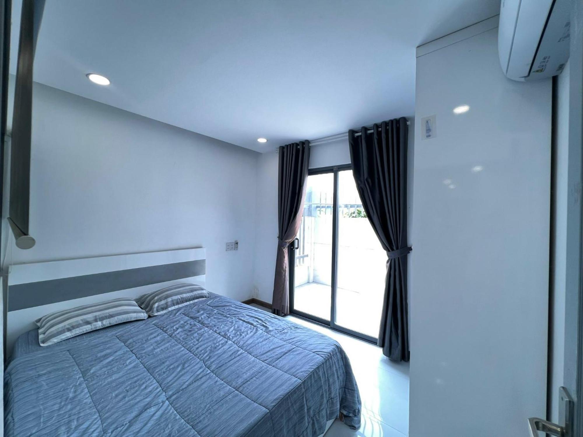 Smiley Apartment Quan 2 Хошимин Экстерьер фото